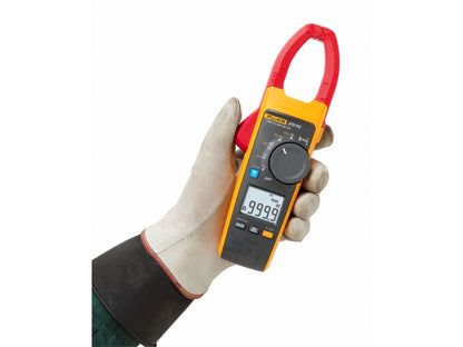 Fluke 376FC True RMS Wireless Clamp Meter in hand